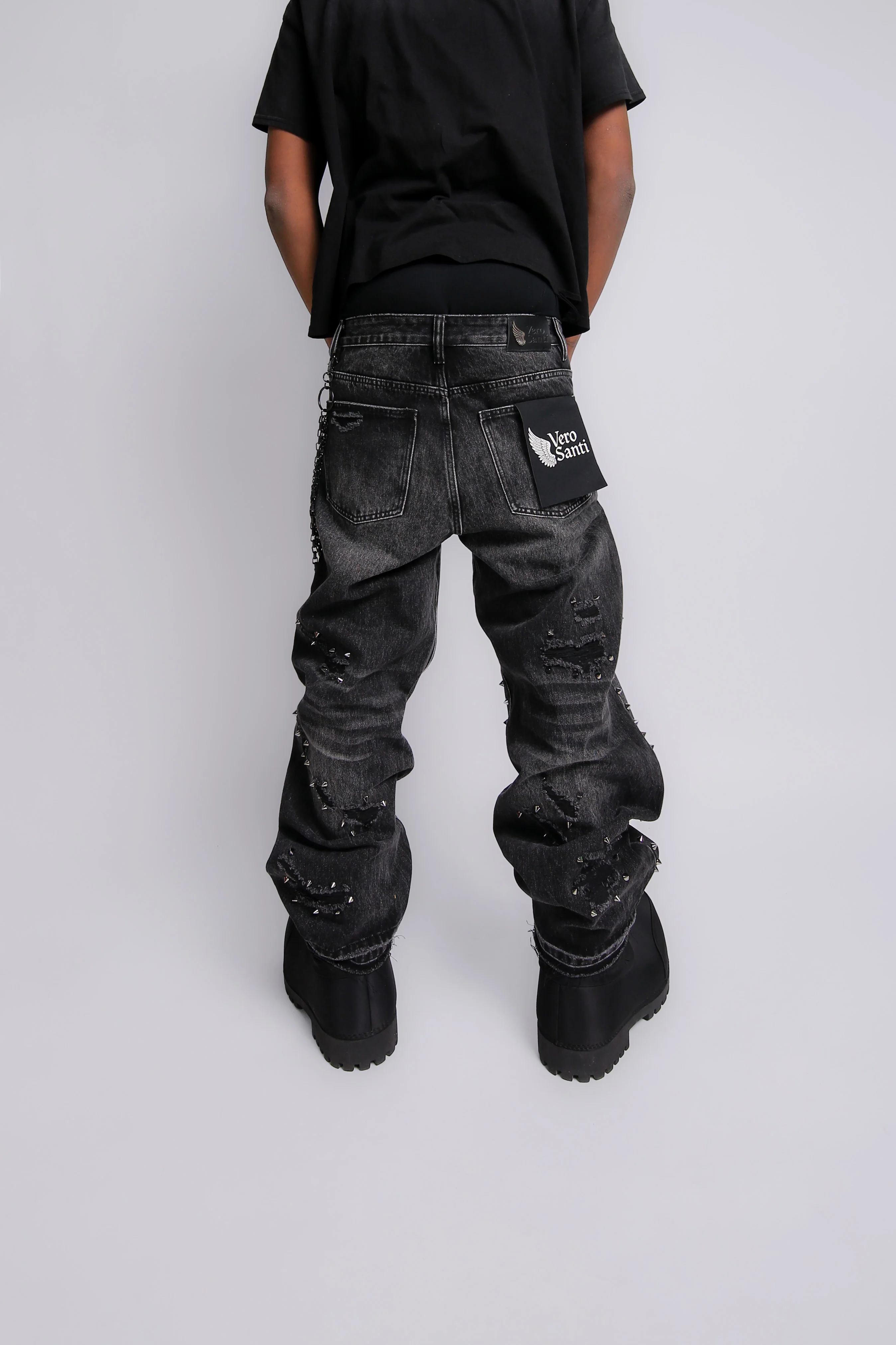 VERO SANTI | ARBITER (Black) - Image 2
